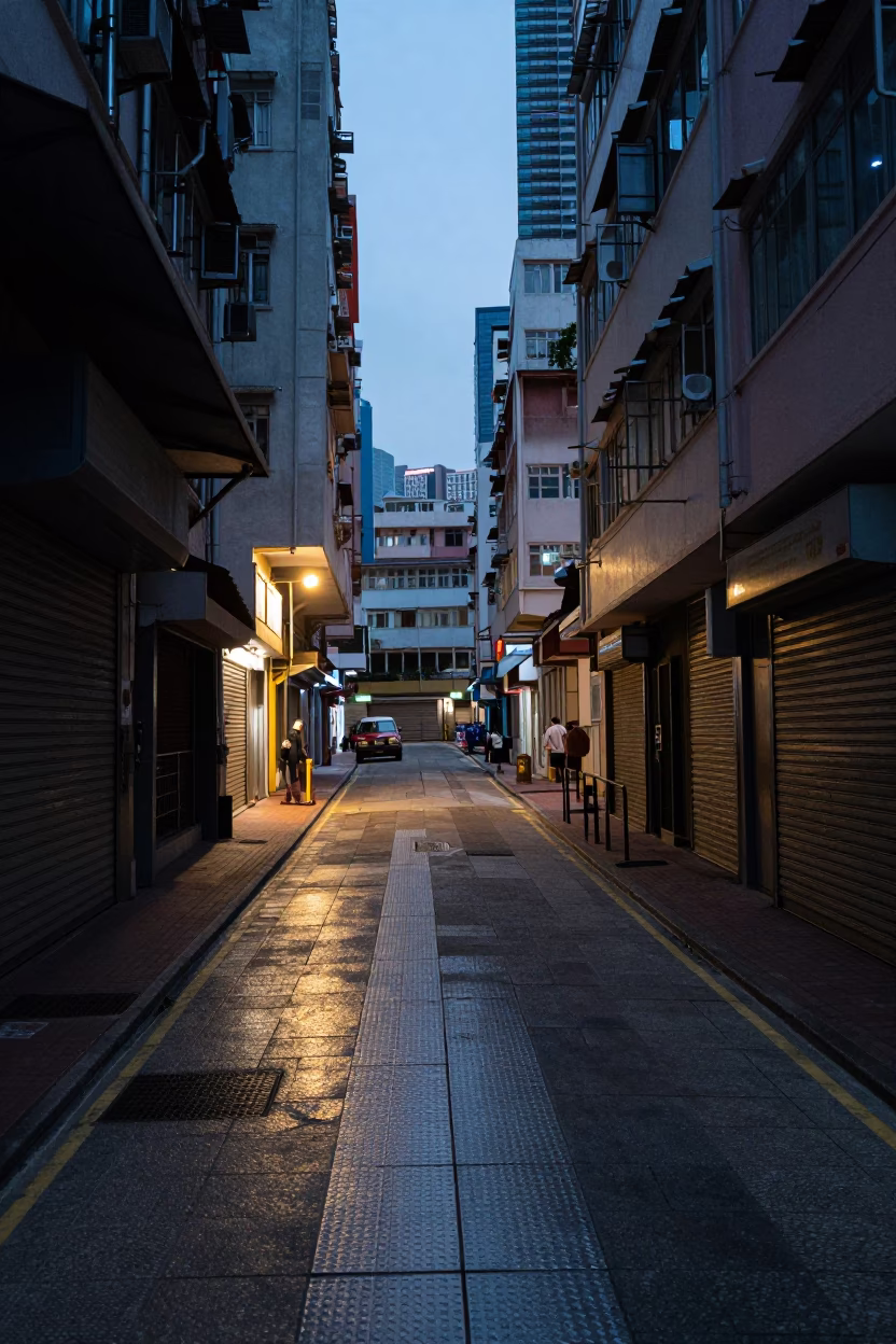 Blue Hour on Street Scene in Hong Kong in in Hong Kong, Hong Kong