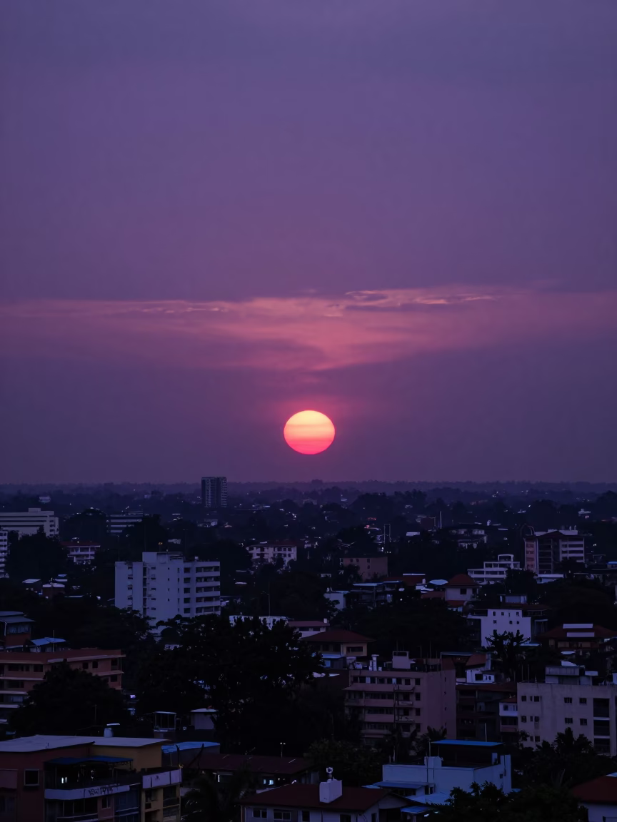 Chennai Horizon Shot at As The Sun Drops Toward The Horizon in in Chennai, India