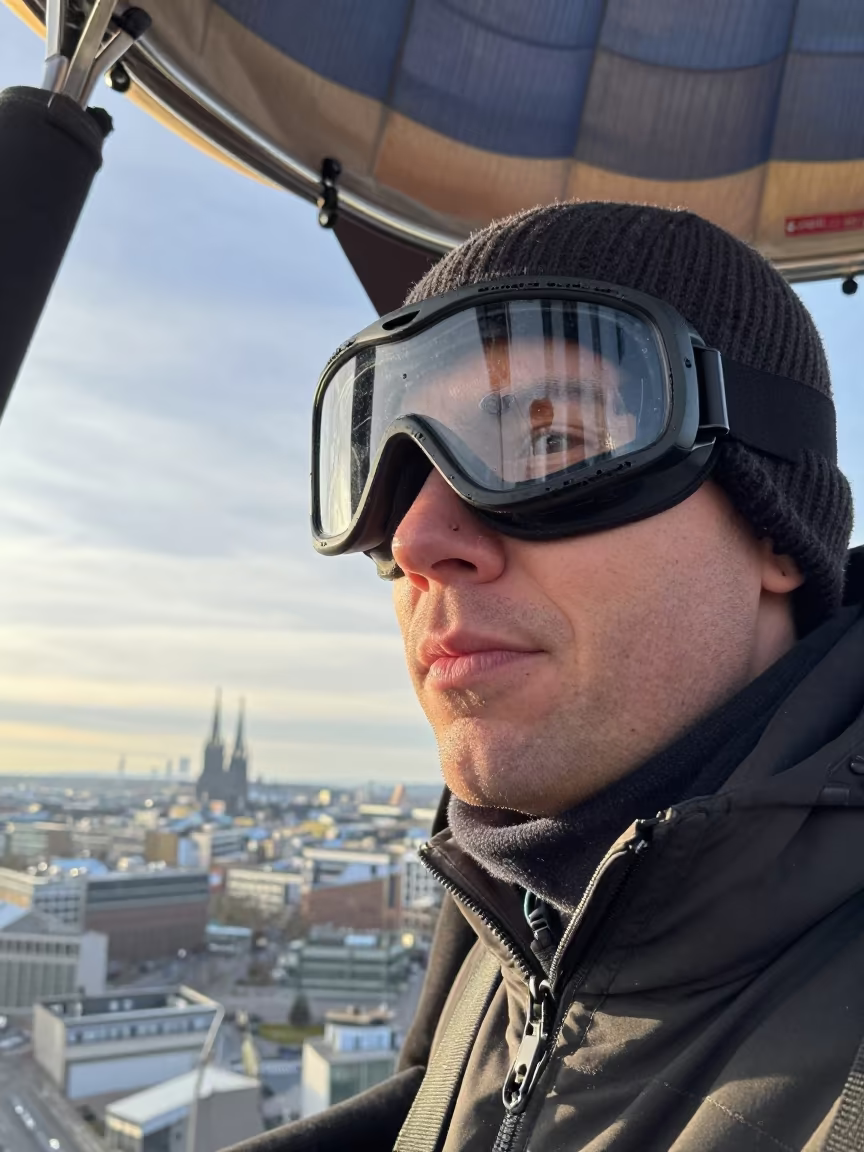 Cologne Balloon Pilot Winter Portrait in in Cologne