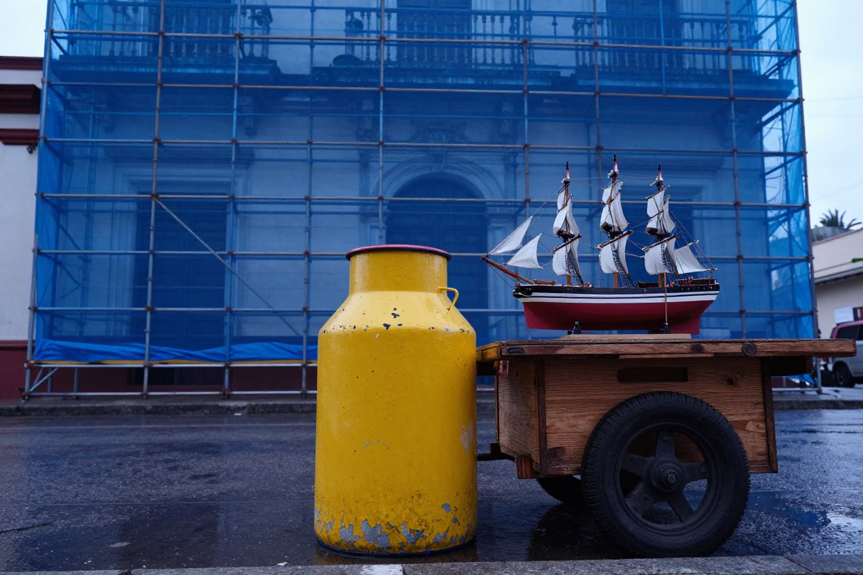 Colorful La Victoria Morning with Historic Scaffolding and Local Life in in La Victoria
