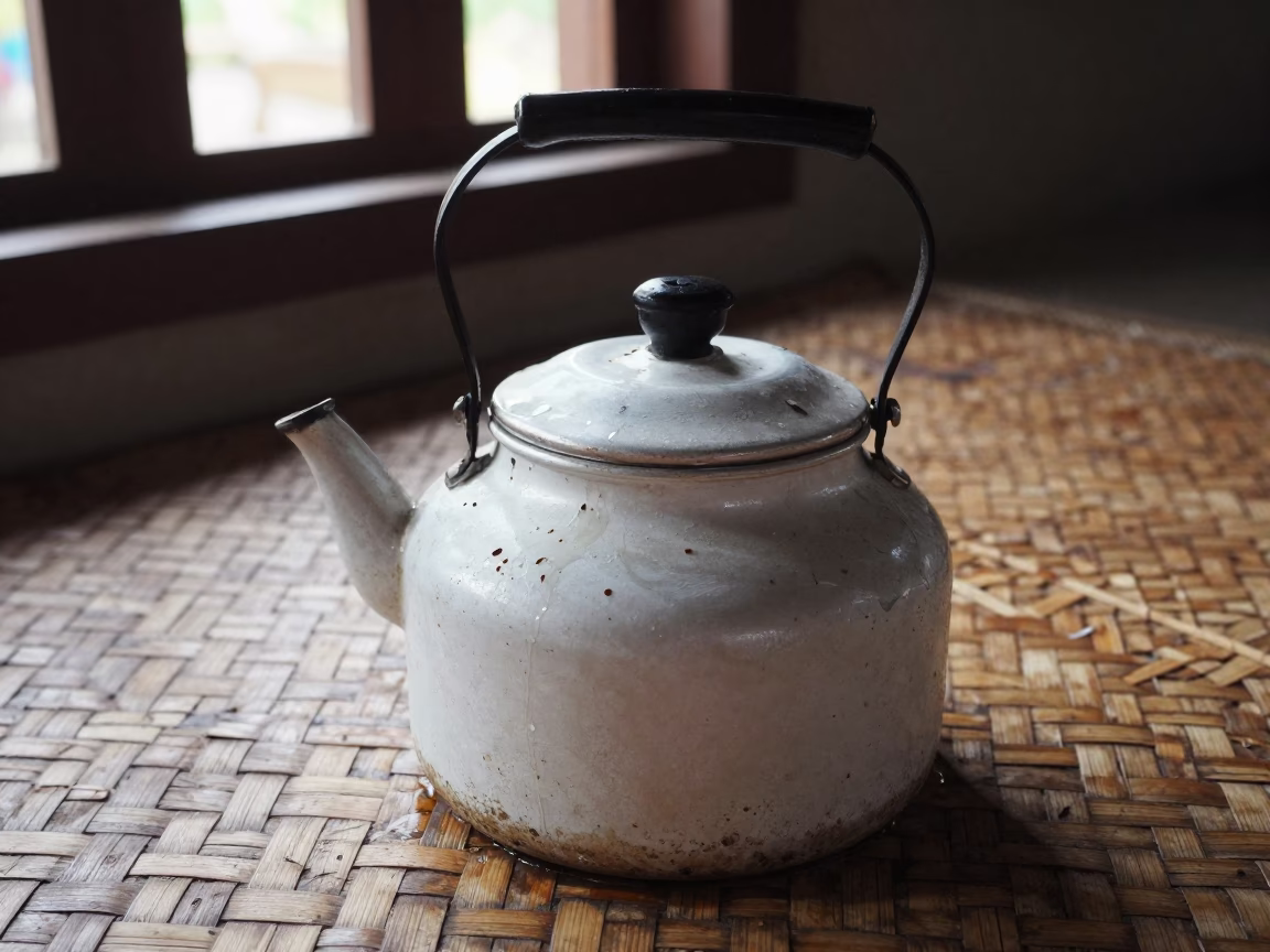 Enamel Kettle in Chiang Mai in in Chiang Mai, Thailand