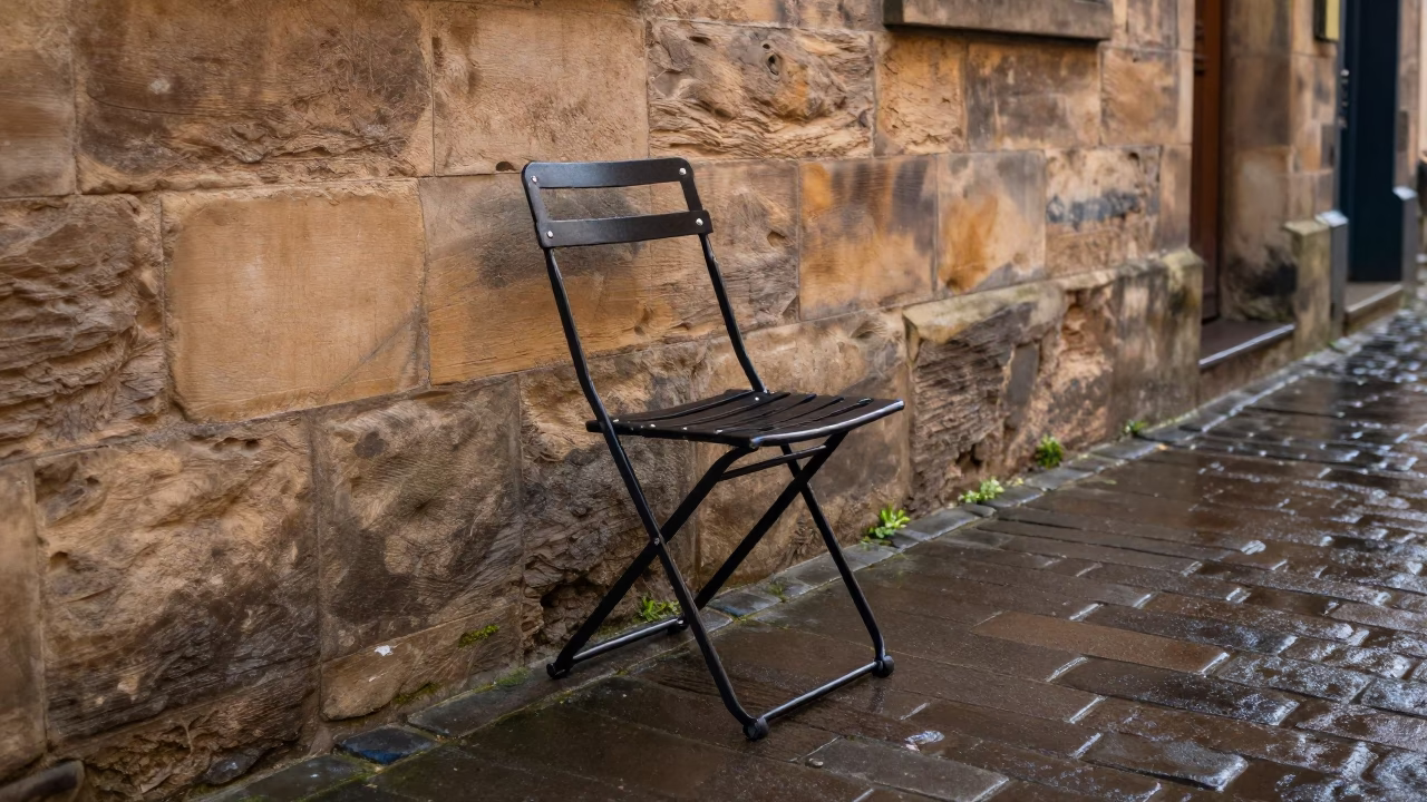 Folding Chair in Edinburgh in in Edinburgh, United Kingdom