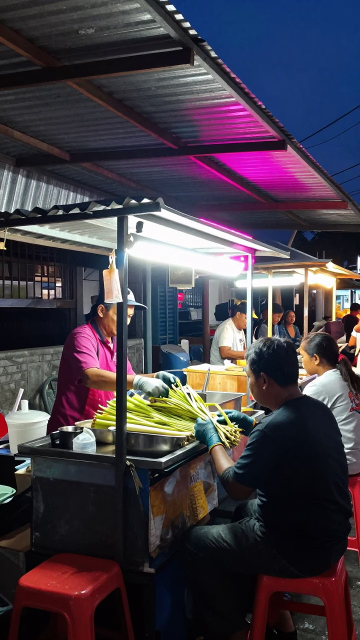 Food Vendor in Denpasar in in Denpasar, Indonesia