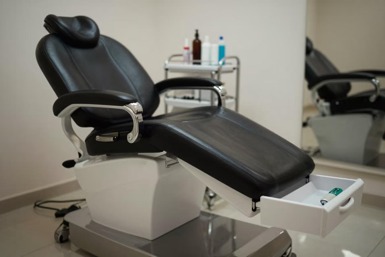 Giza Pedicure Chair Drawer in Clean Afternoon Light in inside a skincare treatment room in Giza