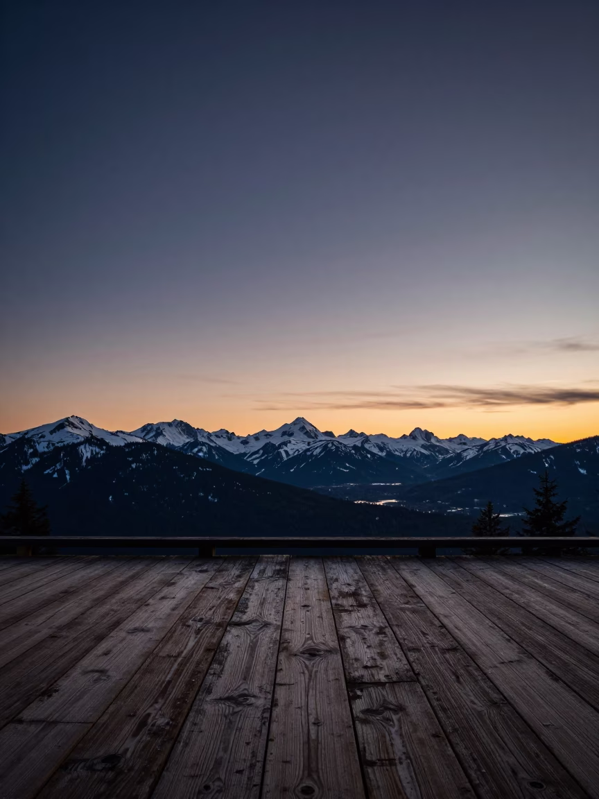 Horizon View in Vancouver at Sunset Light in in Vancouver, British Columbia, Canada