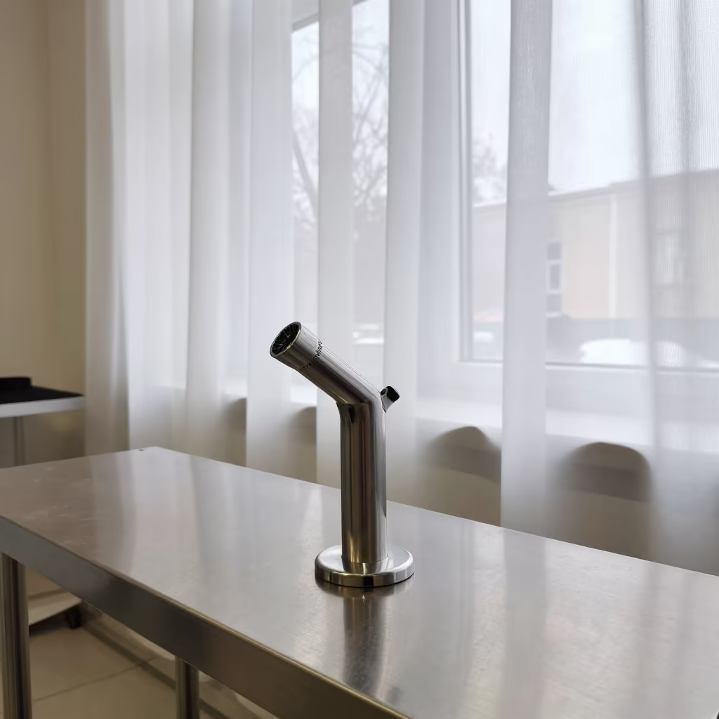 Hydrobath Nozzle Caddy in Sloviansk Grooming Bay in inside a grooming bay near Sloviansk