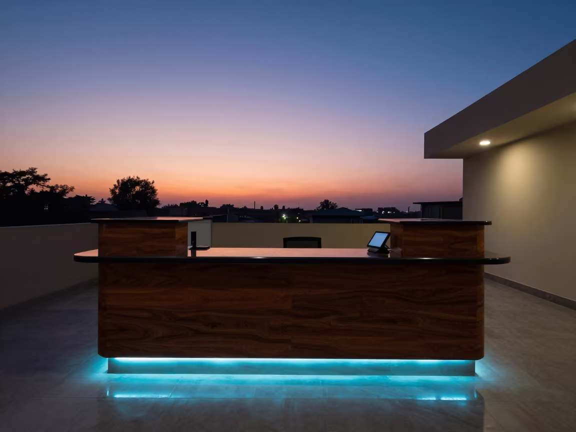 Indigo Twilight Office Reception Desk Moradabad in at an office reception desk in Moradabad