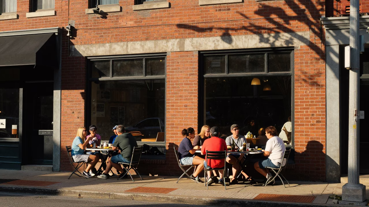 Late Afternoon Street Scene in Nashville Tennessee with Casual Diners in in Nashville, Tennessee, United States