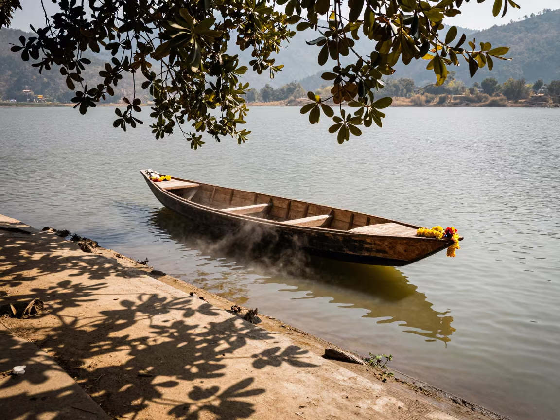 Melting Shikara Boat on Dal Lake Bhutan Noon in in Bhutan