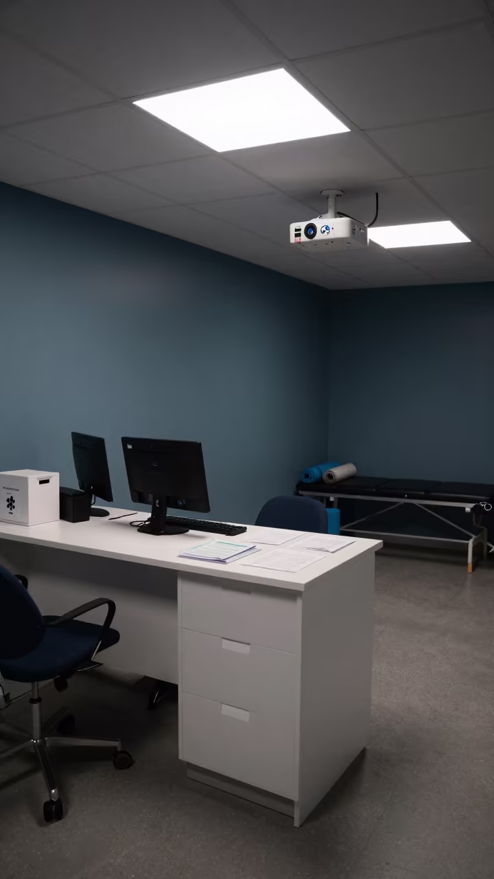 Midnight ED Desk in Oslo Rehab Gym in inside a rehabilitation gym near Oslo