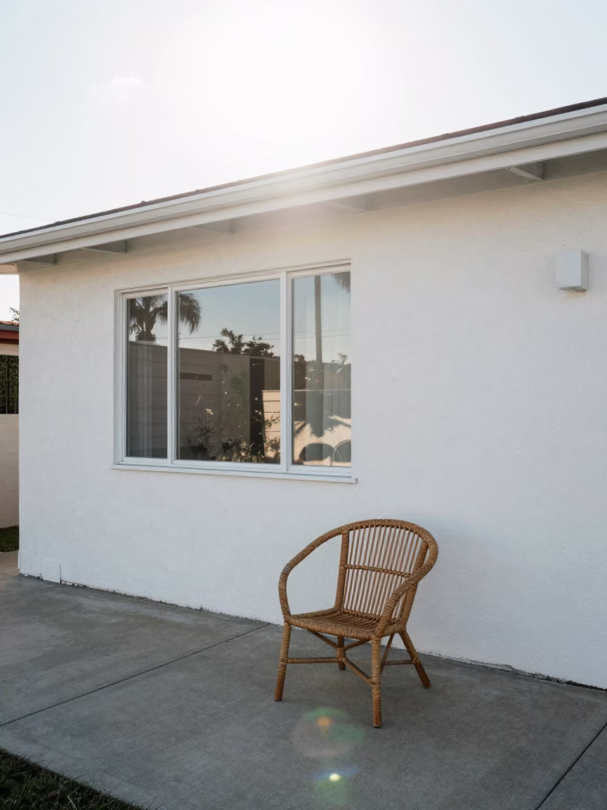 Noon Glare at The Flat Glare Of Noon Light in Los Angeles in in Los Angeles, California, United States