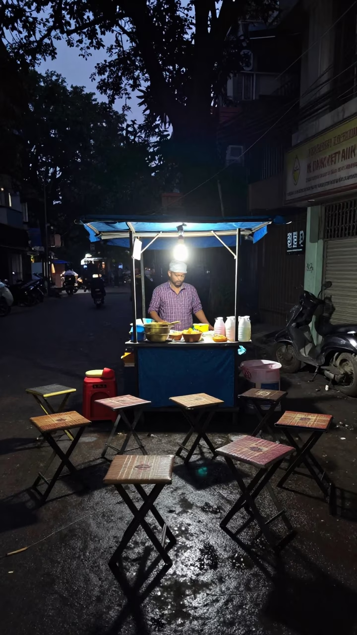 Predawn Darkness in Kolkata at The Predawn Darkness Light in in Kolkata, India