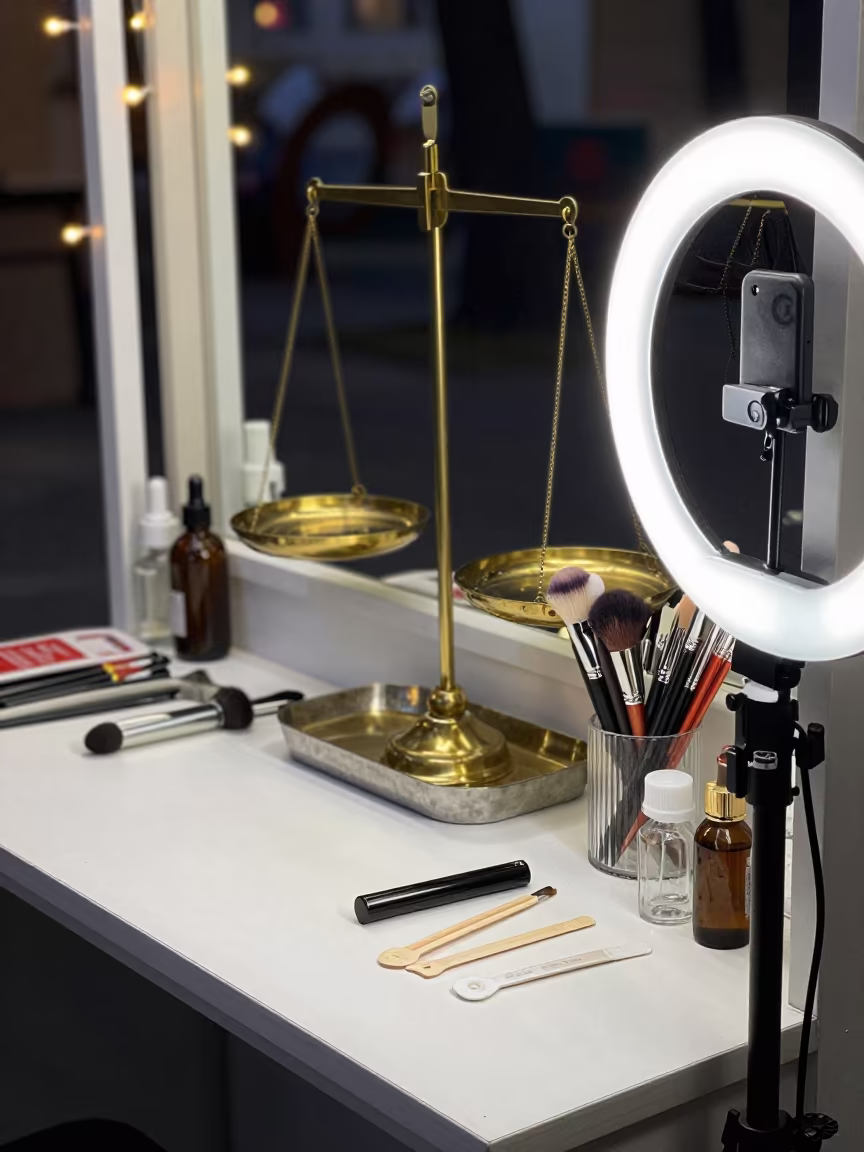 Predawn Makeup Corner in İskenderun Jeweler Stall in inside a jeweler's stall with brass scales and trays in İskenderun