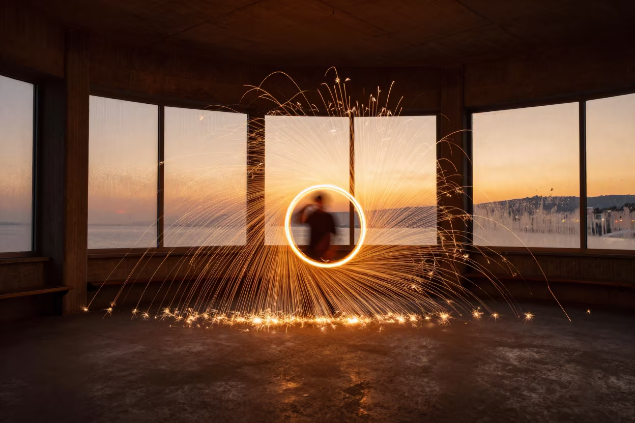Sparkler Circle in Amber Lobby Light in inside a ribbed concrete lobby in Izmir