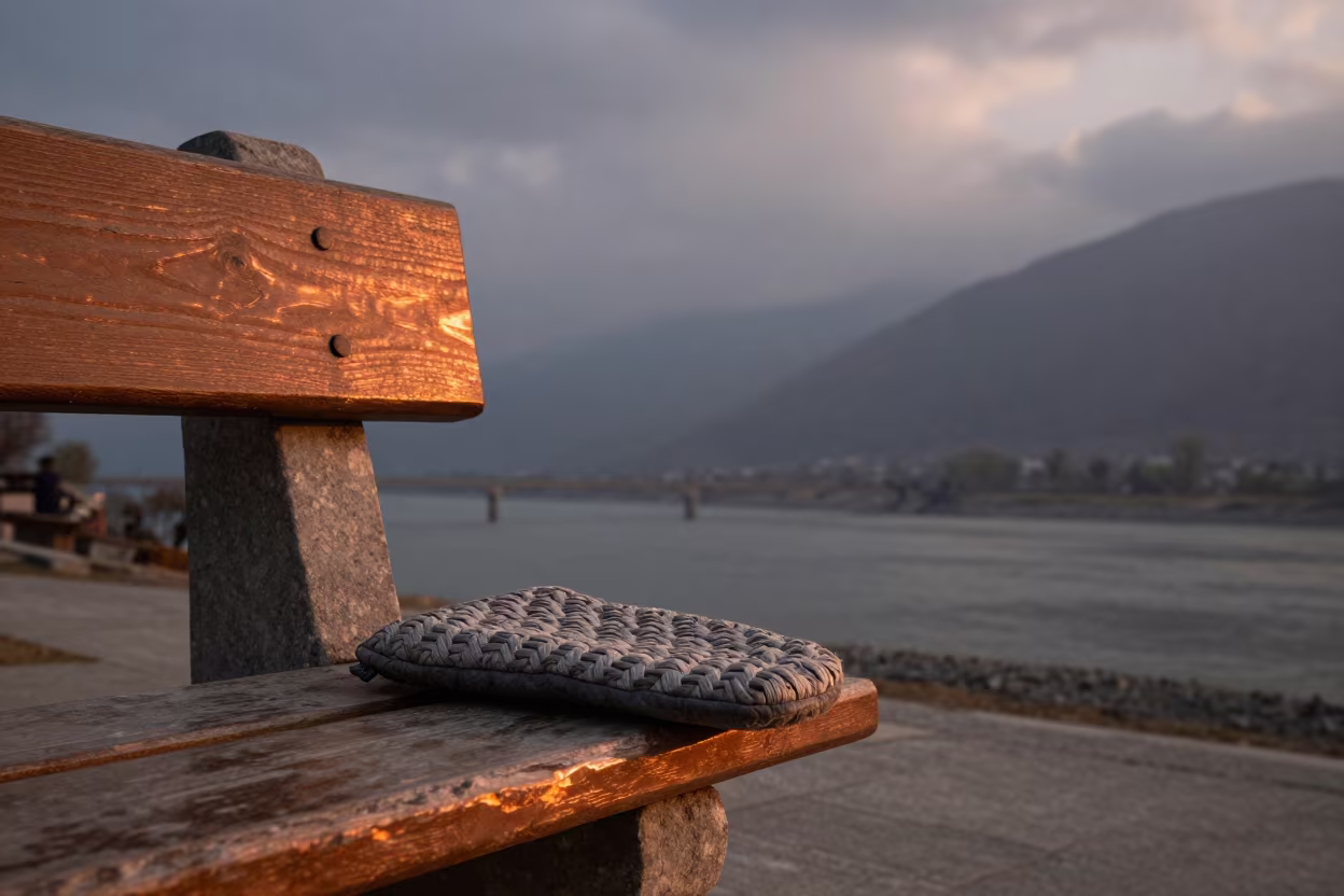 Stone-Grain Oven Mitt on Cedar Bench Near Rishikesh in near Rishikesh
