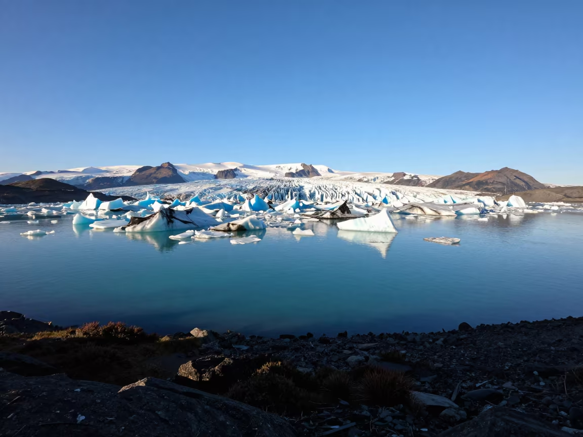 Turquoise Glacial Lake Ice Chunks British Columbia in in British Columbia