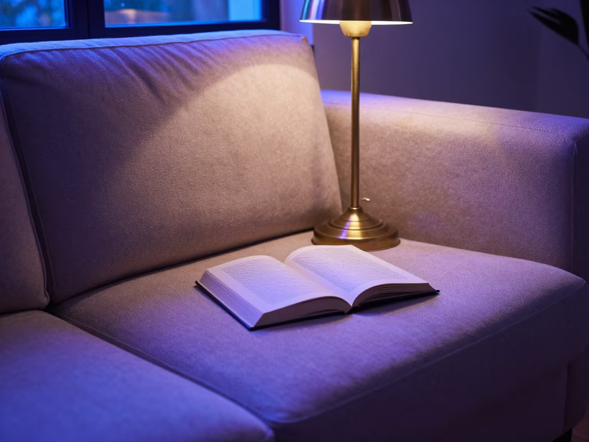 Twilight Neon Sofa Window Seat Santa Marta in on a window seat in Santa Marta