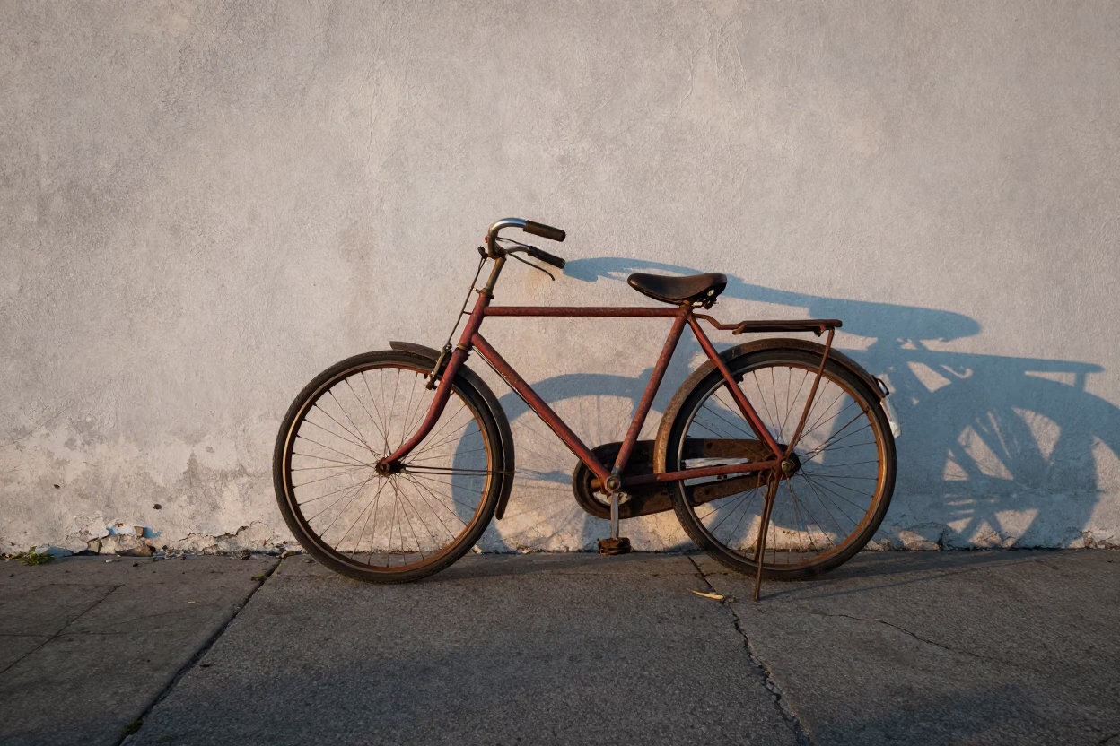 Vintage Bicycle in Los Angeles at Sunrise Light in in Los Angeles, California, United States