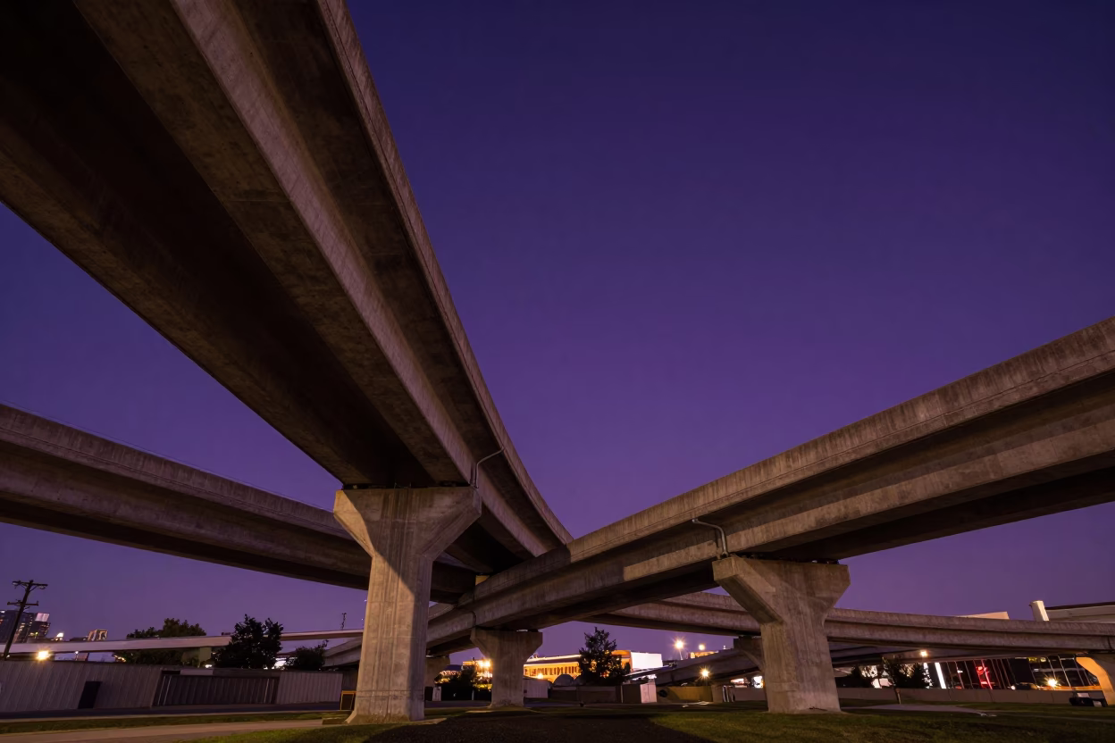 Violet Sky at Deep In The Night Light in Nashville in in Nashville, Tennessee, United States
