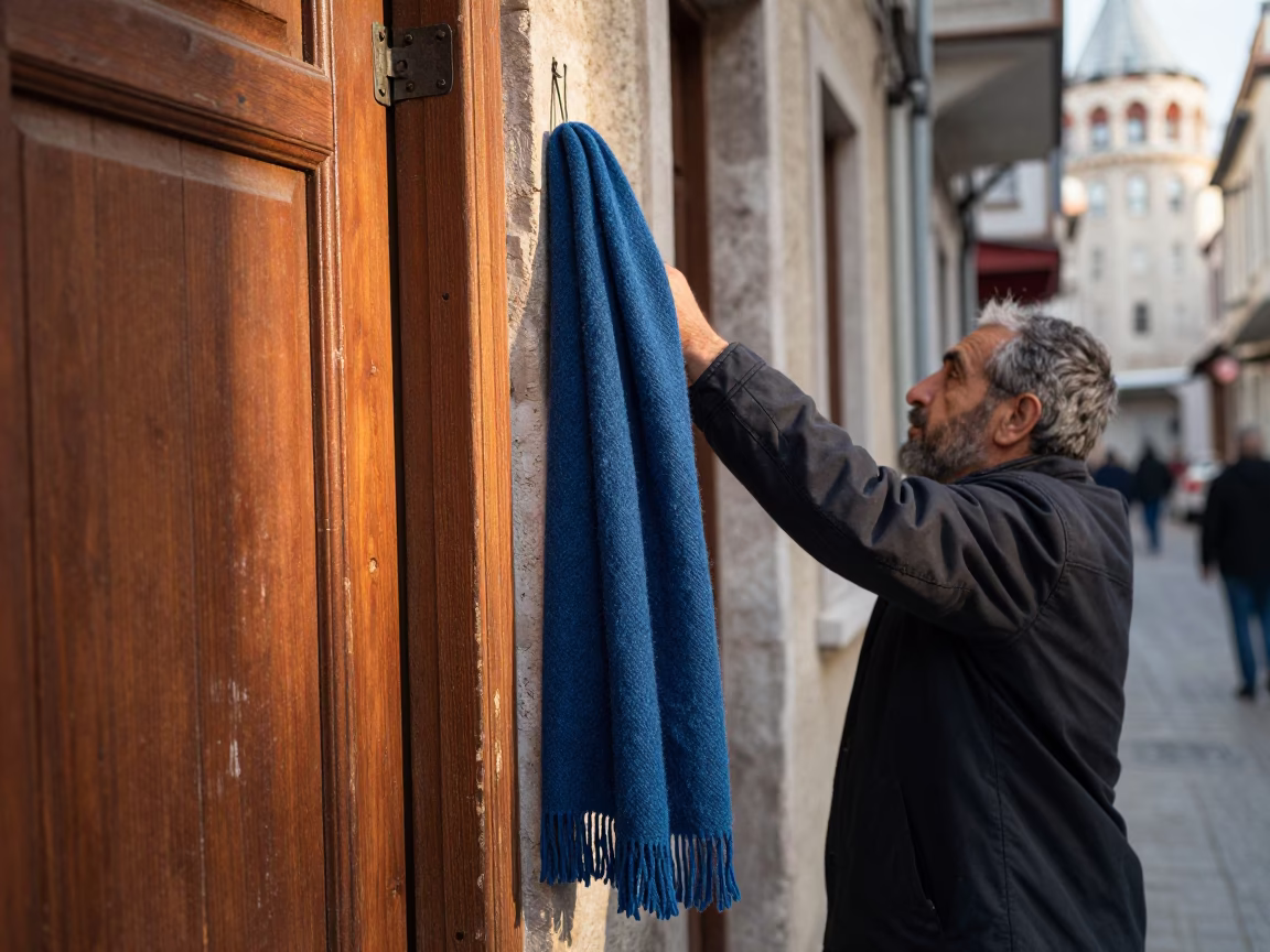 Wool Scarf in Istanbul in in Istanbul, Turkey